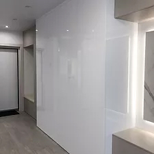 Встроенный шкаф в гостинной